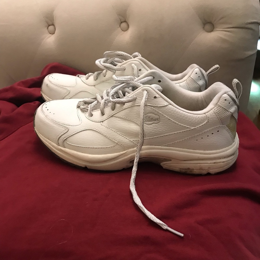 Dr Comfort sneakers